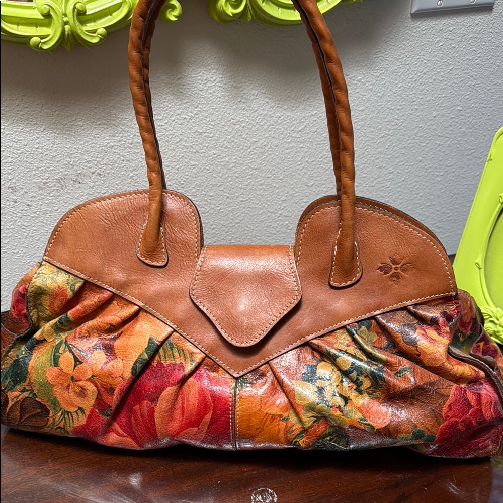 Chic Leather Bag